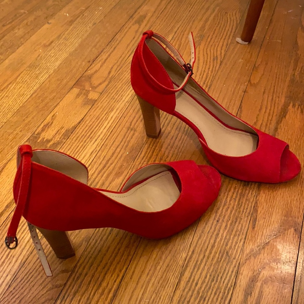 Red Suede Johnston & Murphy Heels Sz 9M